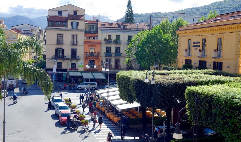 B&B Maison D'Art Sorrento Exterior foto