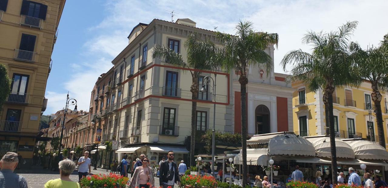 B&B Maison D'Art Sorrento Exterior foto